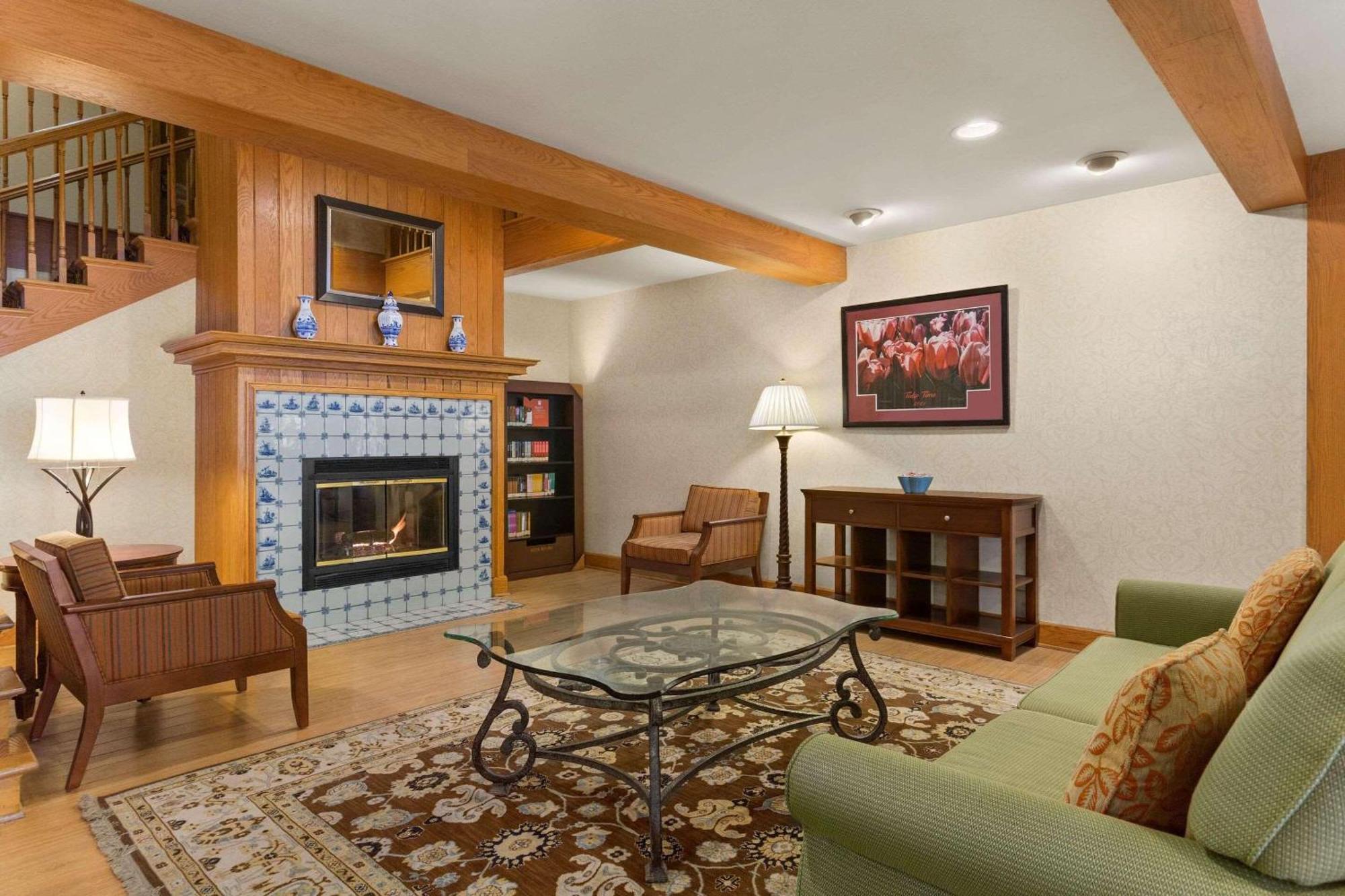 Country Inn & Suites By Radisson, Holland, Mi Exteriör bild
